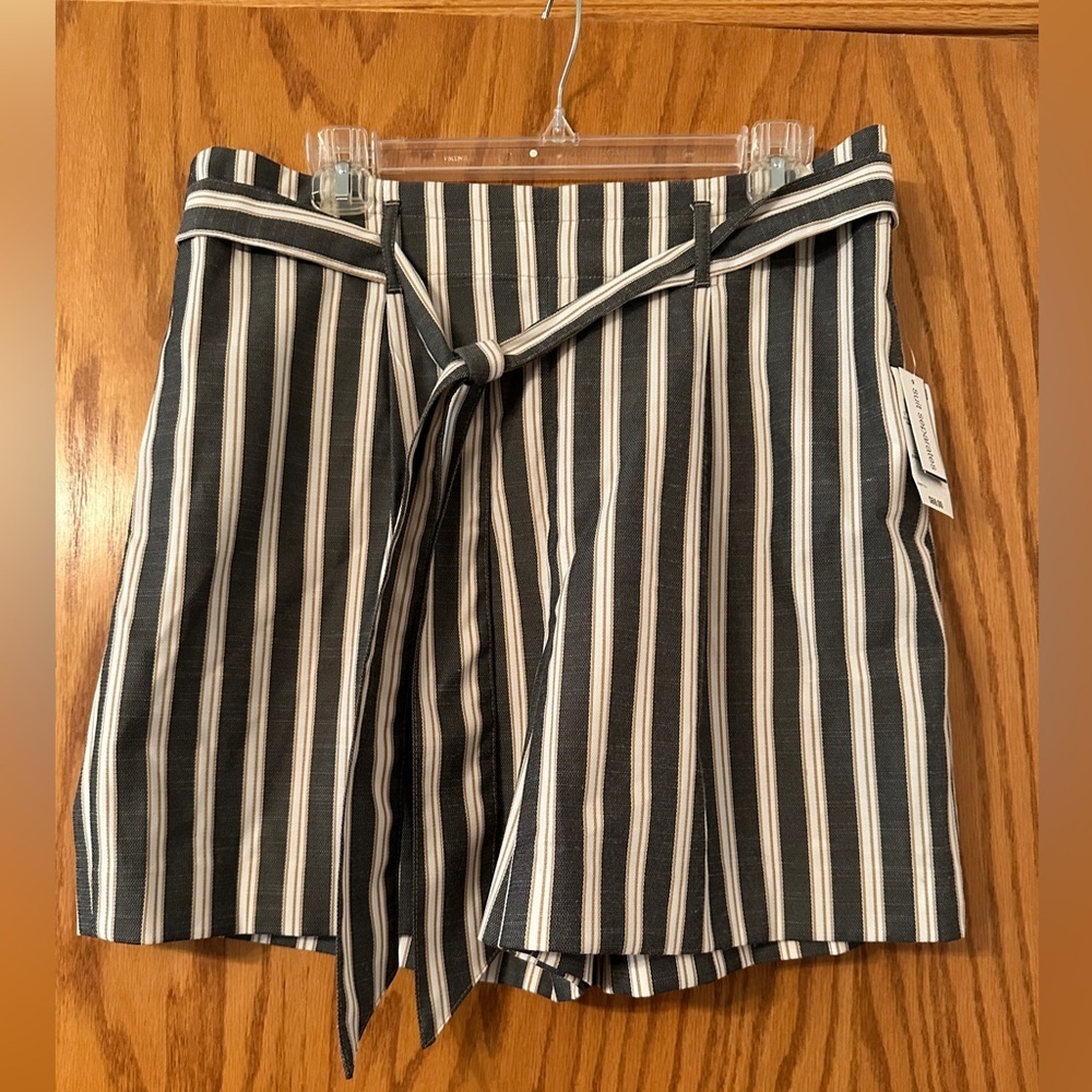 Bar III Striped Paperbag Waist Shorts - NWT - Size L